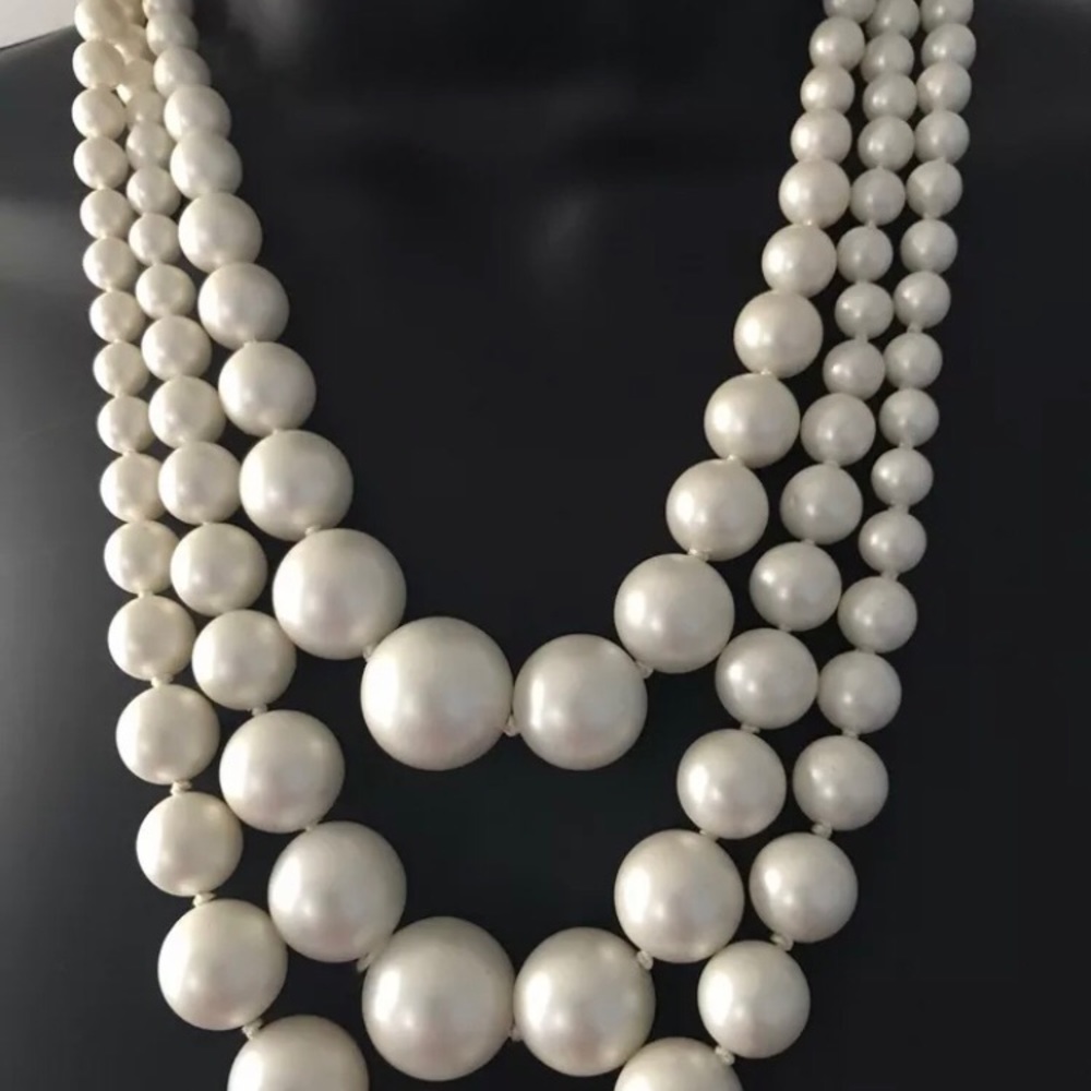 Vintage Multi Strand Faux Pearl Necklace Retro Glam.